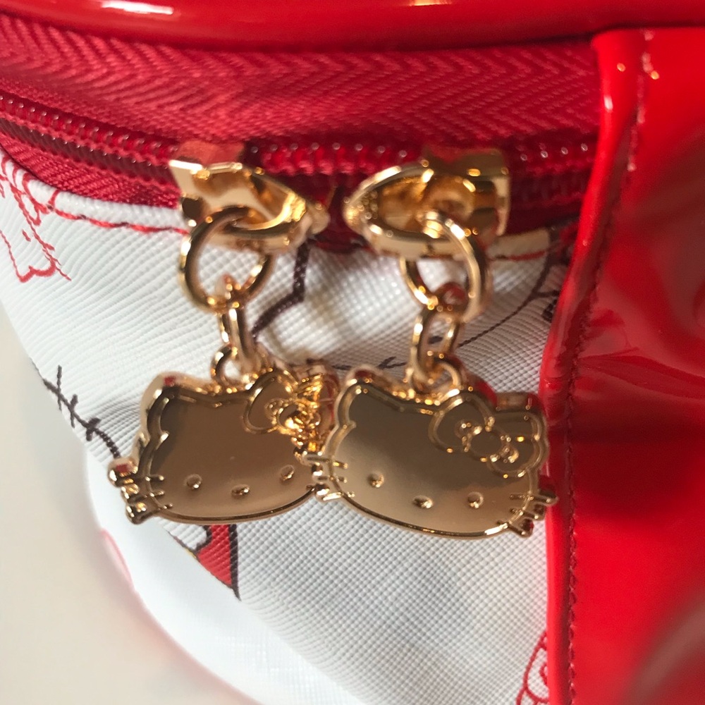 Hello Kitty Bags - Picture 10 of 10